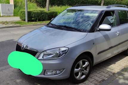 Skoda Fabia 110.340 km 4.750 &euro; Düsseldorf 40229