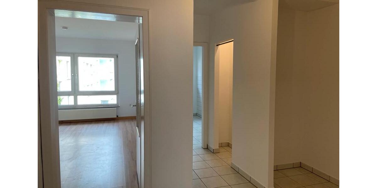 Etagenwohnung Wuppertal Lichtenplatz - 2.5 Zimmer, 64 m&sup2;, 500&euro; | Angebot:26387855