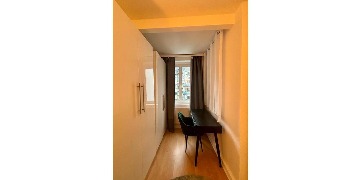 Etagenwohnung Düsseldorf Pempelfort - 2 Zimmer, 55 m&sup2;, 1.400&euro; | Angebot:25338534