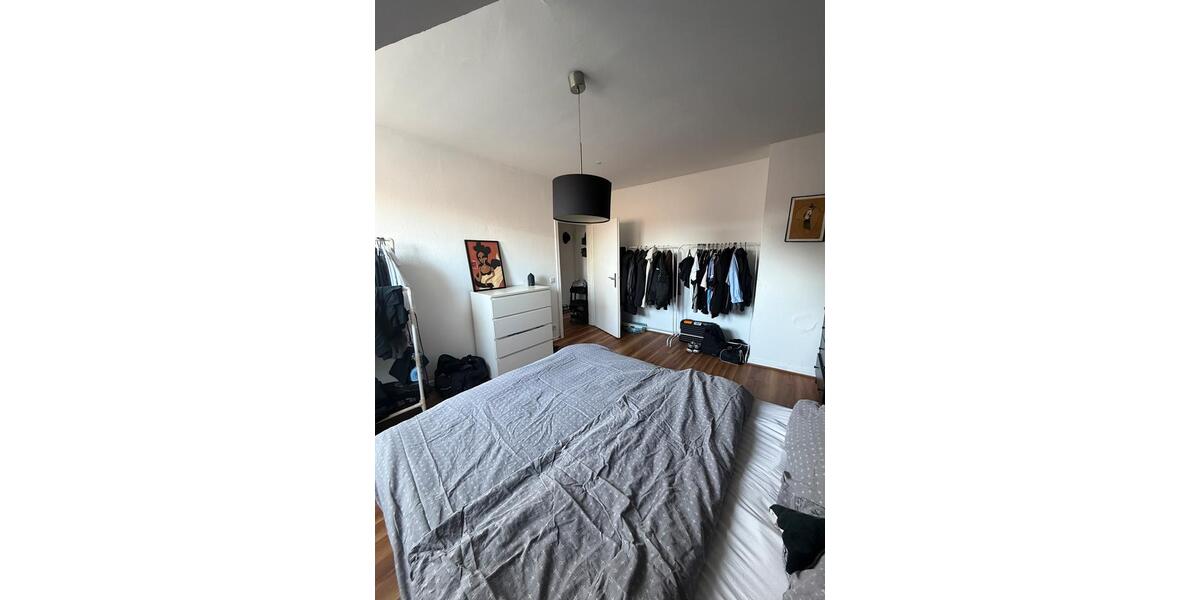 Dachgeschoßwohnung Krefeld Benrad - 2 Zimmer, 62 m&sup2;, 560&euro; | Angebot:25944877