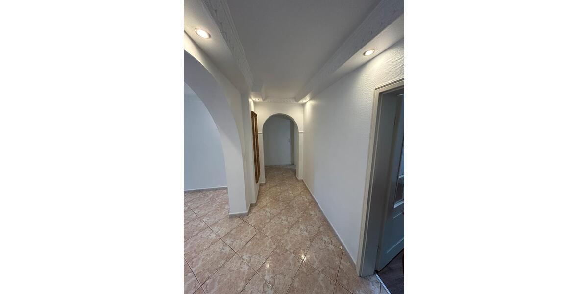 Erdgeschoßwohnung Wuppertal Gemarkung Elberfeld - 2 Zimmer, 70 m&sup2;, 700&euro; | Angebot:25343097