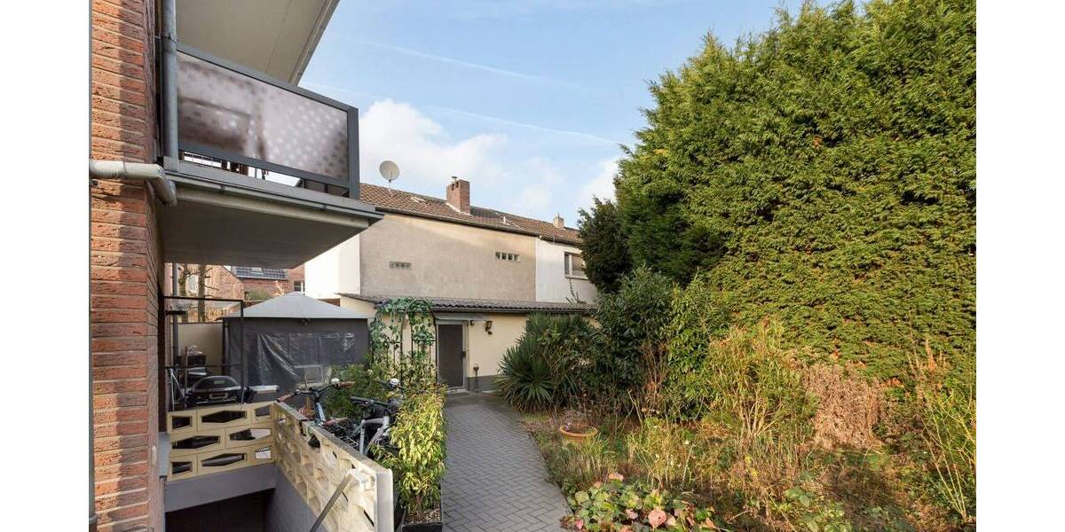 Mehrfamilienhaus, Wohnhaus Düsseldorf Niederkassel - 2.350.000&euro; | Angebot:26627775