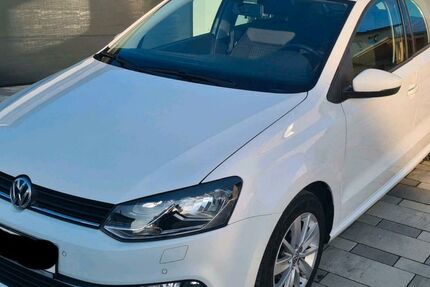VW Polo 108.000 km 7.990 &euro; Düsseldorf 40211