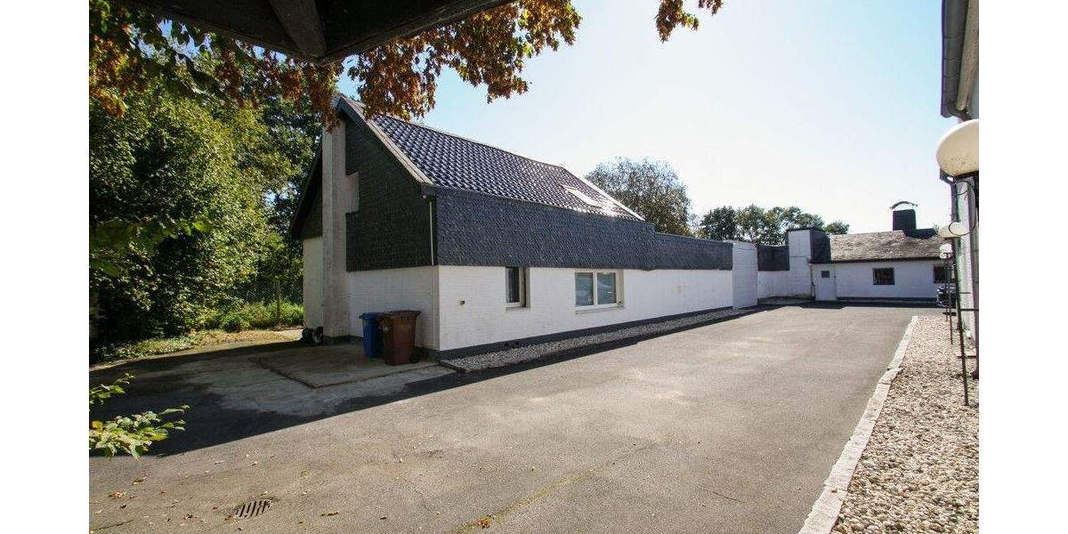 Einfamilienhaus Willich - 7 Zimmer, 331 m&sup2;, 999.500&euro; | Angebot:25688856