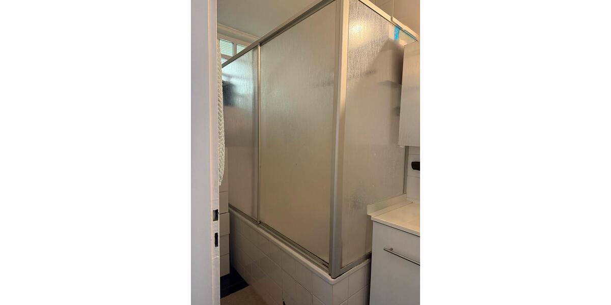 Etagenwohnung Krefeld Dießem - 3 Zimmer, 83 m&sup2;, 200.000&euro; | Angebot:26993468