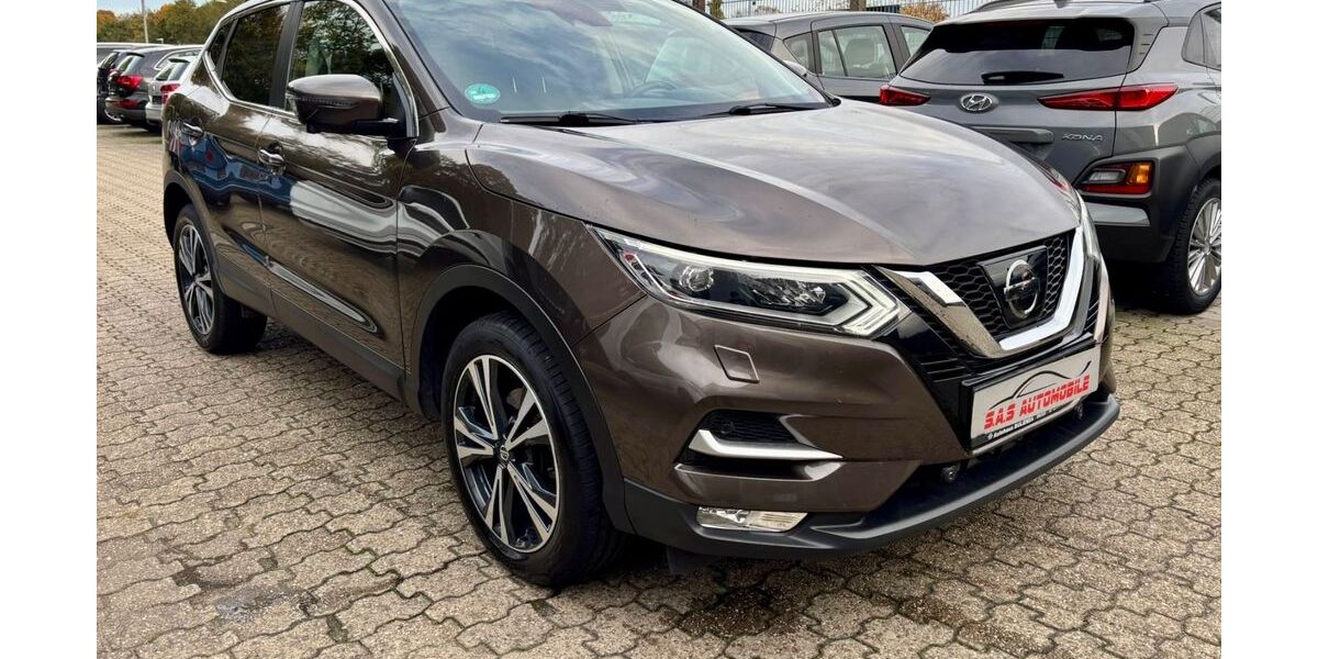 Nissan Qashqai 108.320 km 14.400 &euro; Moers 47445