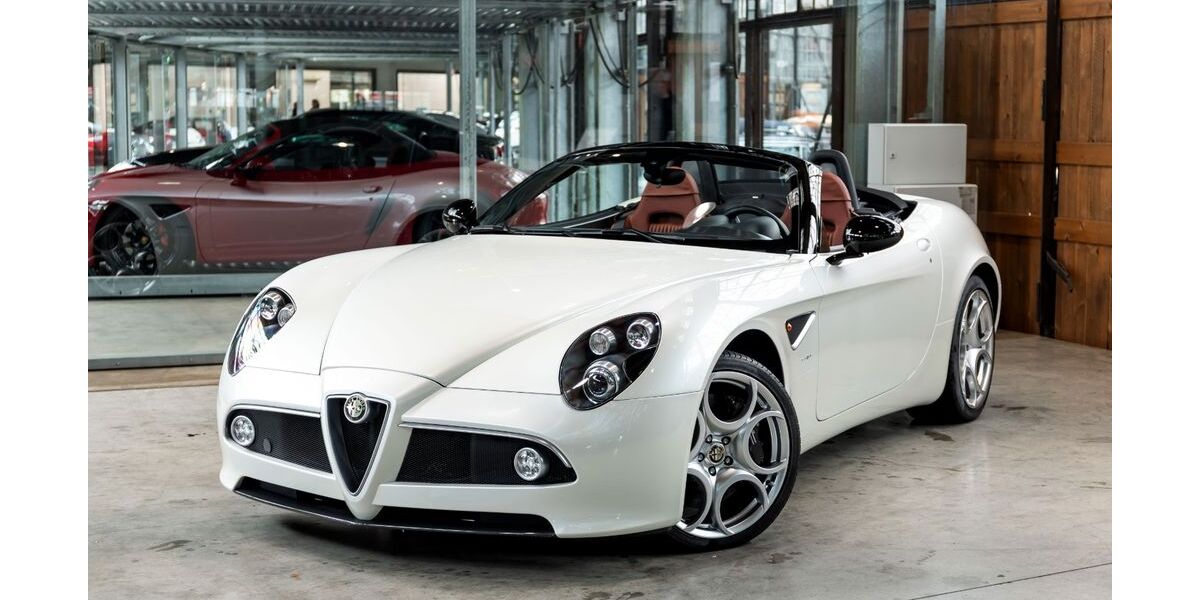 Alfa Romeo 8C 6.150 km 289.890 &euro; Düsseldorf 40591