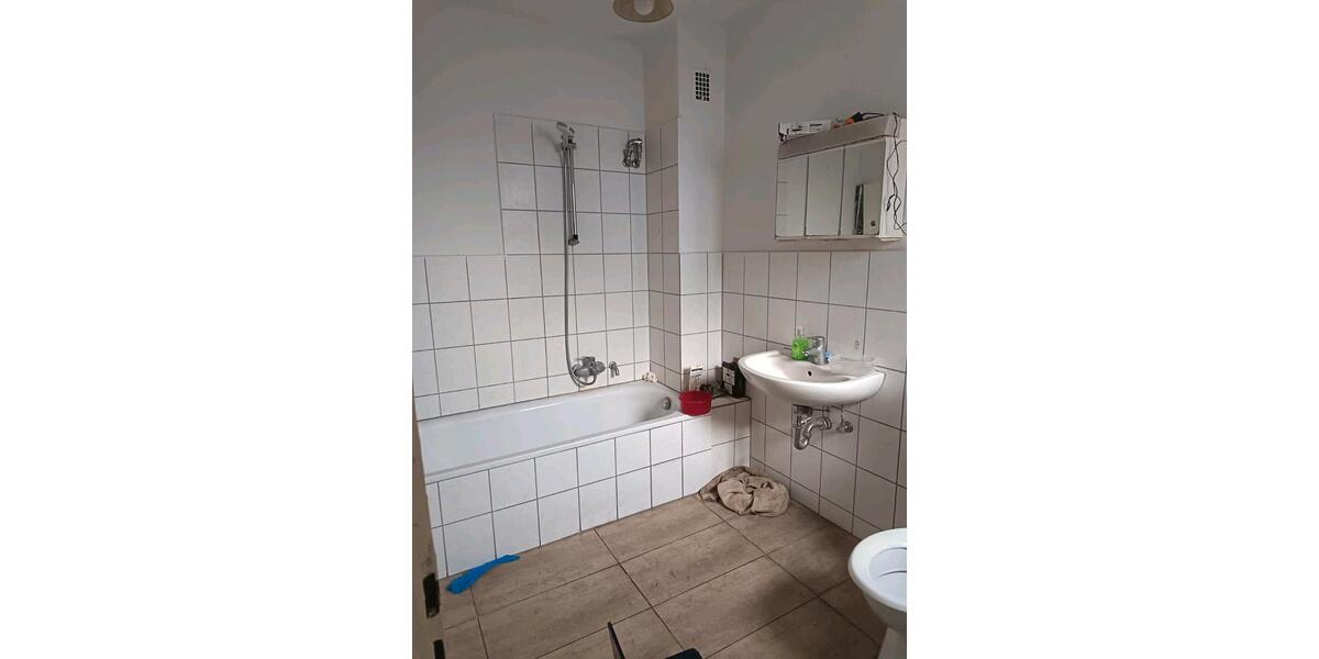 Etagenwohnung Duisburg Duisburg-Mitte - 2 Zimmer, 60 m&sup2;, 780&euro; | Angebot:27547817