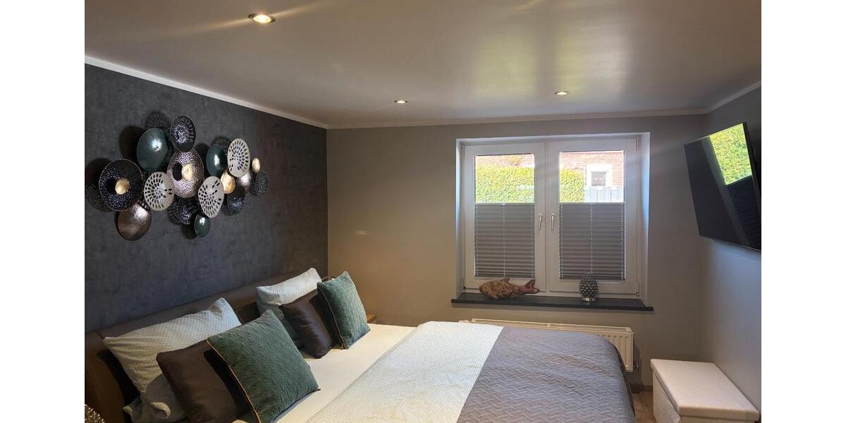 Erdgeschoßwohnung Langenfeld (Rheinland) - 5 Zimmer, 220 m&sup2;, 539.000&euro; | Angebot:25905572