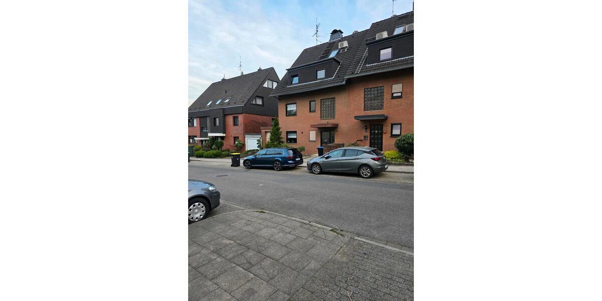 Doppelhaushälfte Essen Stadtbezirk VI - 7 Zimmer, 220 m&sup2;, 650.000&euro; | Angebot:26586984