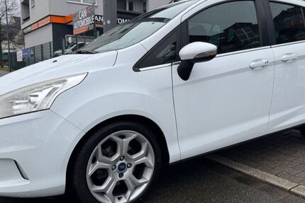 Ford B-Max 147.481 km 6.600 &euro; Gelsenkirchen 45899