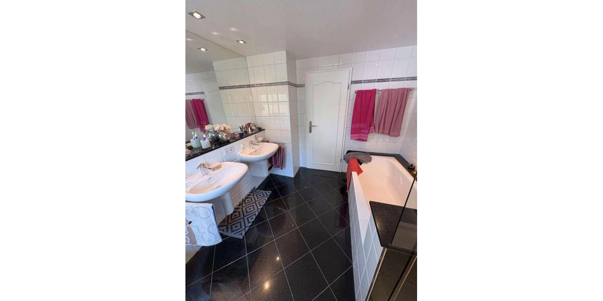 Doppelhaushälfte Krefeld Hülser Berg - 4 Zimmer, 120 m&sup2;, 610.000&euro; | Angebot:27176242