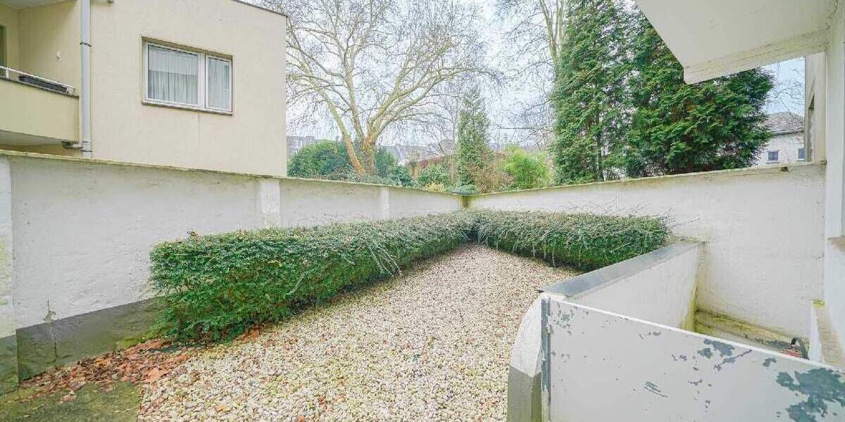 Etagenwohnung Düsseldorf Rath - 2 Zimmer, 48 m&sup2;, 570&euro; | Angebot:26015396