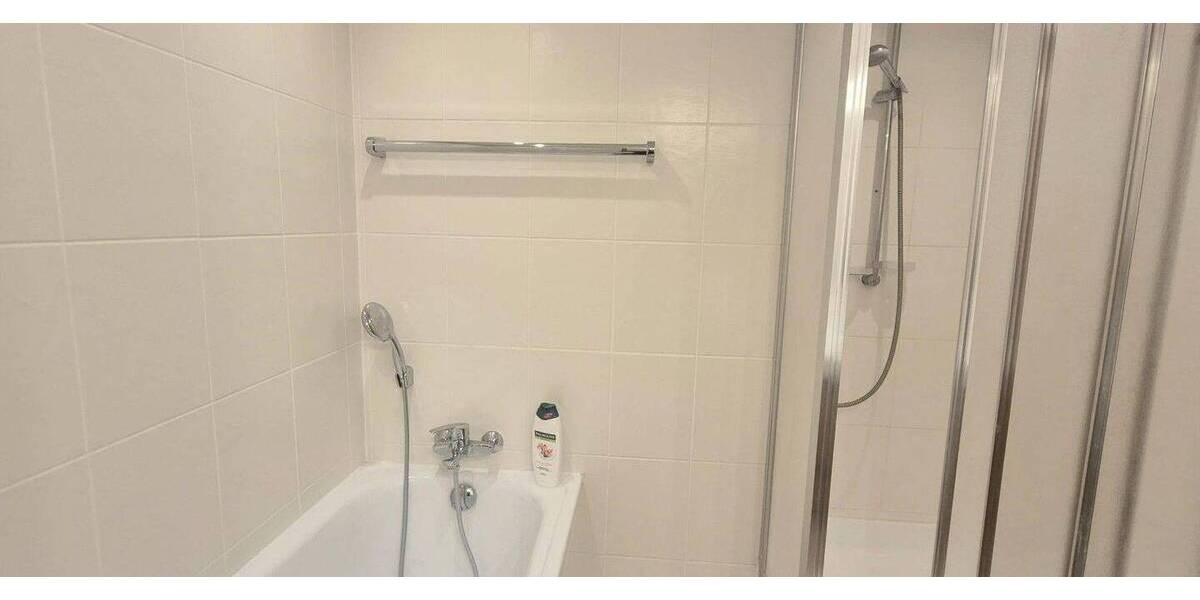 Etagenwohnung Essen Stadtwald - 2 Zimmer, 70 m&sup2;, 215.000&euro; | Angebot:26128173