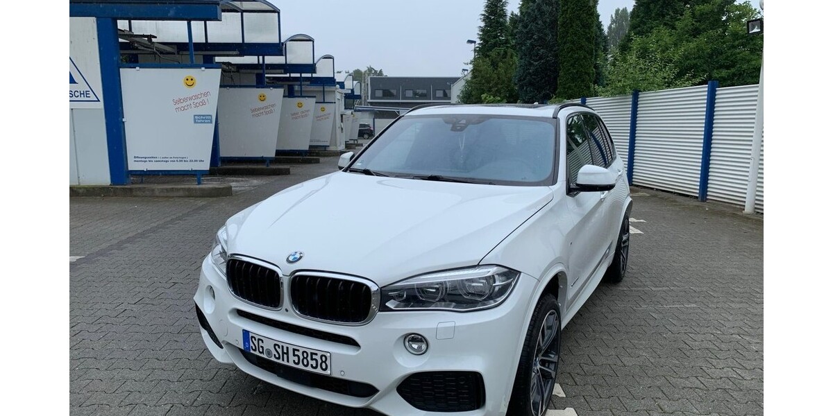 BMW X5 129.000 km 36.500 &euro; Solingen 42651