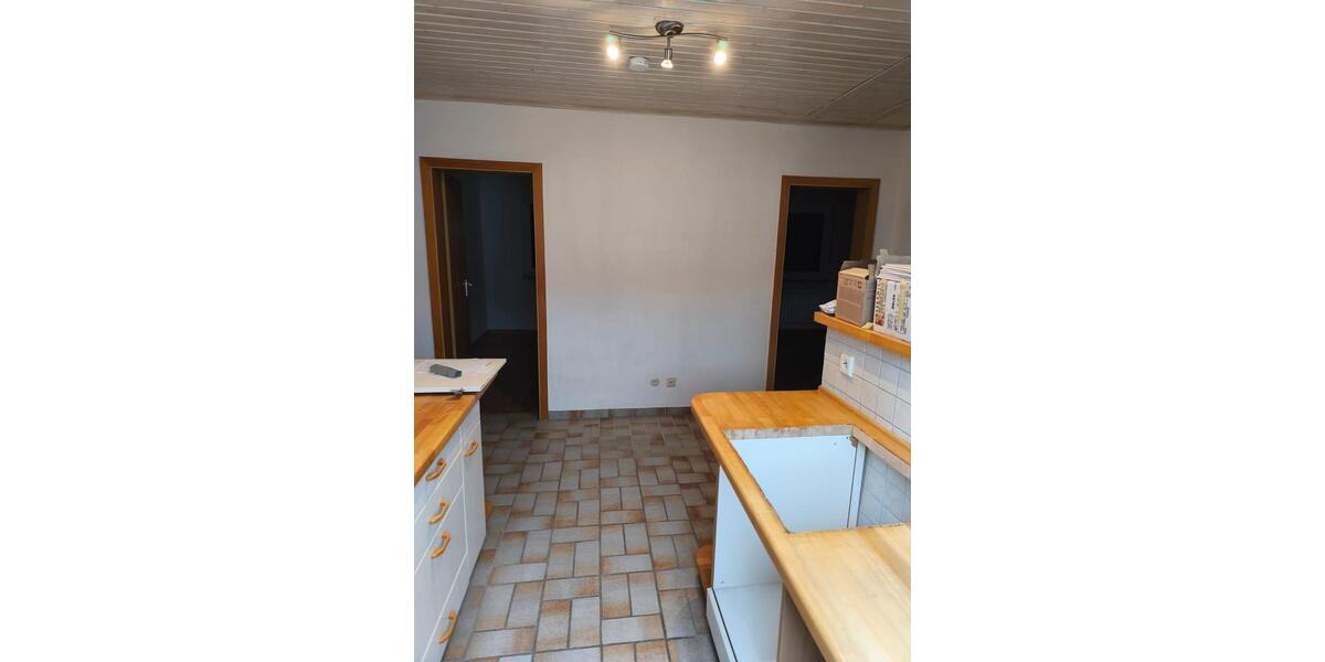 Dachgeschoßwohnung Neuss Holzheim - 3 Zimmer, 75 m&sup2;, 850&euro; | Angebot:25942582