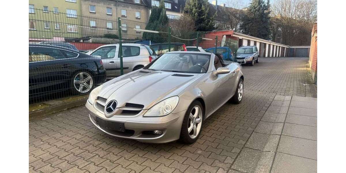 Mercedes-Benz SLK 350 142.000 km 11.000 &euro; Essen 45143