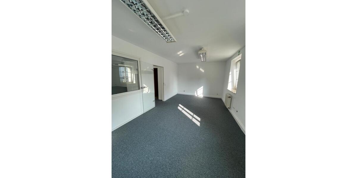 Gewerbeobjekt Moers - 1.470&euro; | Angebot:26233498