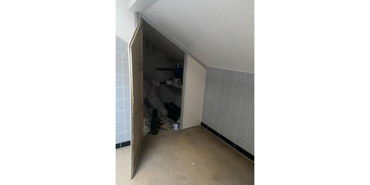 Etagenwohnung Wuppertal Elberfeld - 4 Zimmer, 107 m&sup2;, 1.245&euro; | Angebot:25839850