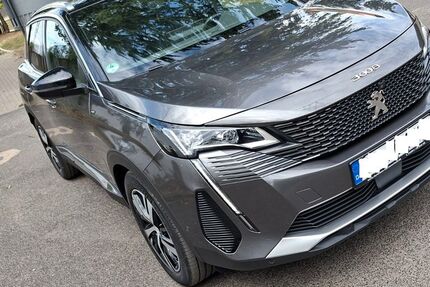 Peugeot 3008 82.000 km 17.999 &euro; Düsseldorf 40229