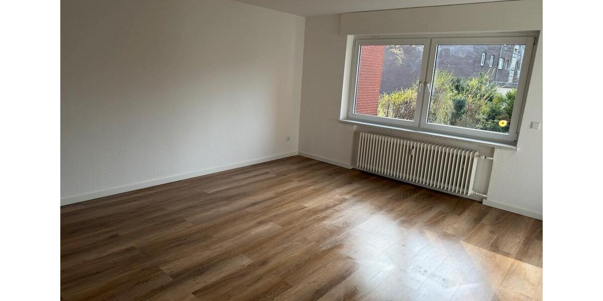 Erdgeschoßwohnung Duisburg Hamborn - 3.5 Zimmer, 71 m&sup2;, 710&euro; | Angebot:25987339