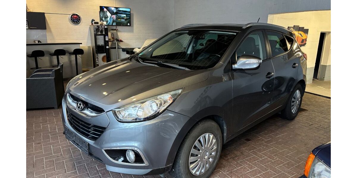 Hyundai ix35 205.000 km 6.400 &euro; Moers 47441