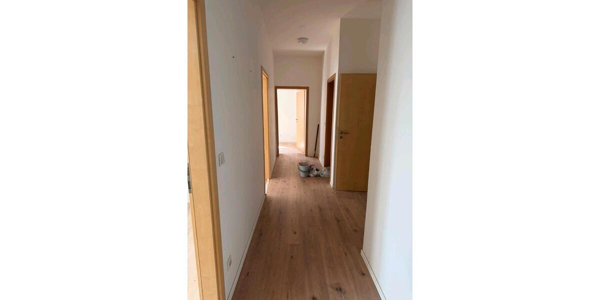 Erdgeschoßwohnung Oberhausen Schmachtendorf - 3 Zimmer, 75 m&sup2;, 750&euro; | Angebot:27549201