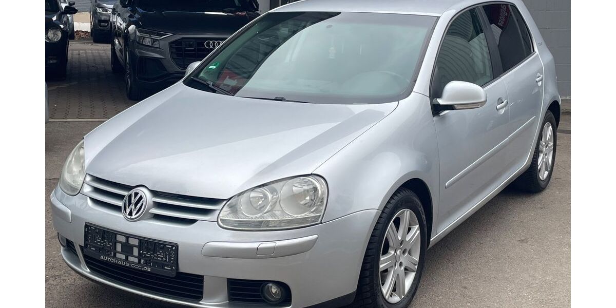 VW Golf 158.456 km 4.999 &euro; Krefeld 47799