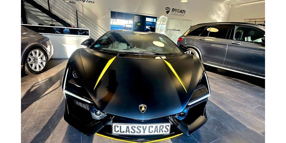 Lamborghini Revuelto 2.900 km 579.999 &euro; Kaarst 41564