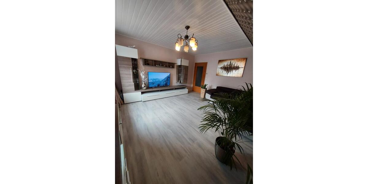 Dachgeschoßwohnung Moers Schwafheim - 3 Zimmer, 72 m&sup2;, 540&euro; | Angebot:26347760