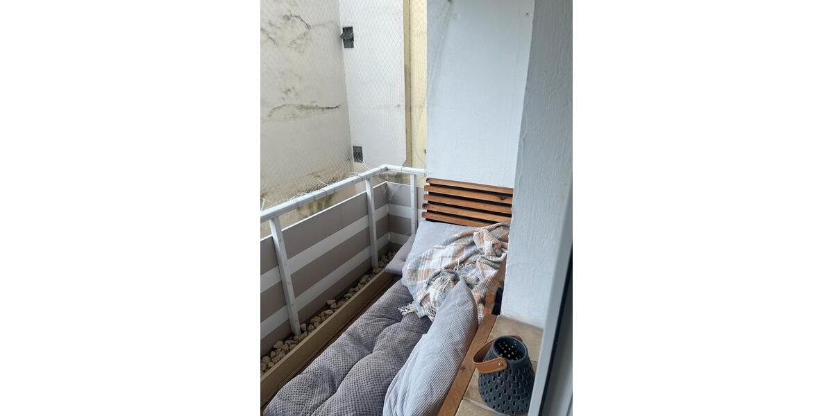 Etagenwohnung Duisburg Duisburg-Mitte - 1 Zimmer, 20 m&sup2;, 550&euro; | Angebot:27553892