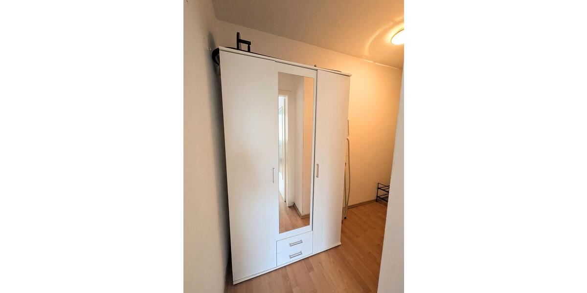 Etagenwohnung Düsseldorf Stadtbezirk 2 - 1 Zimmer, 43 m&sup2;, 799&euro; | Angebot:25794751