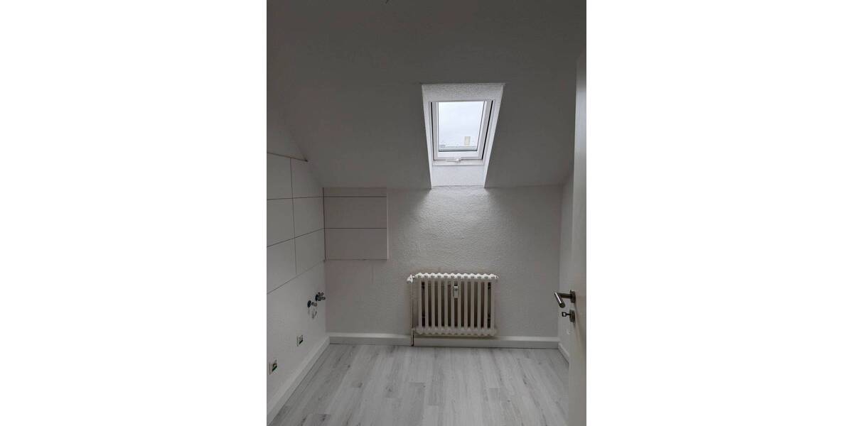 Etagenwohnung Mülheim an der Ruhr Dümpten - 2 Zimmer, 34 m&sup2;, 290&euro; | Angebot:25957673