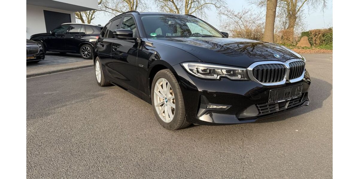 BMW 330 152.354 km 19.500 &euro; Grevenbroich 41515