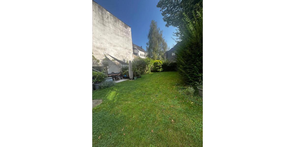 Etagenwohnung Solingen Aufderhöhe - 2 Zimmer, 79 m&sup2;, 890&euro; | Angebot:25903094