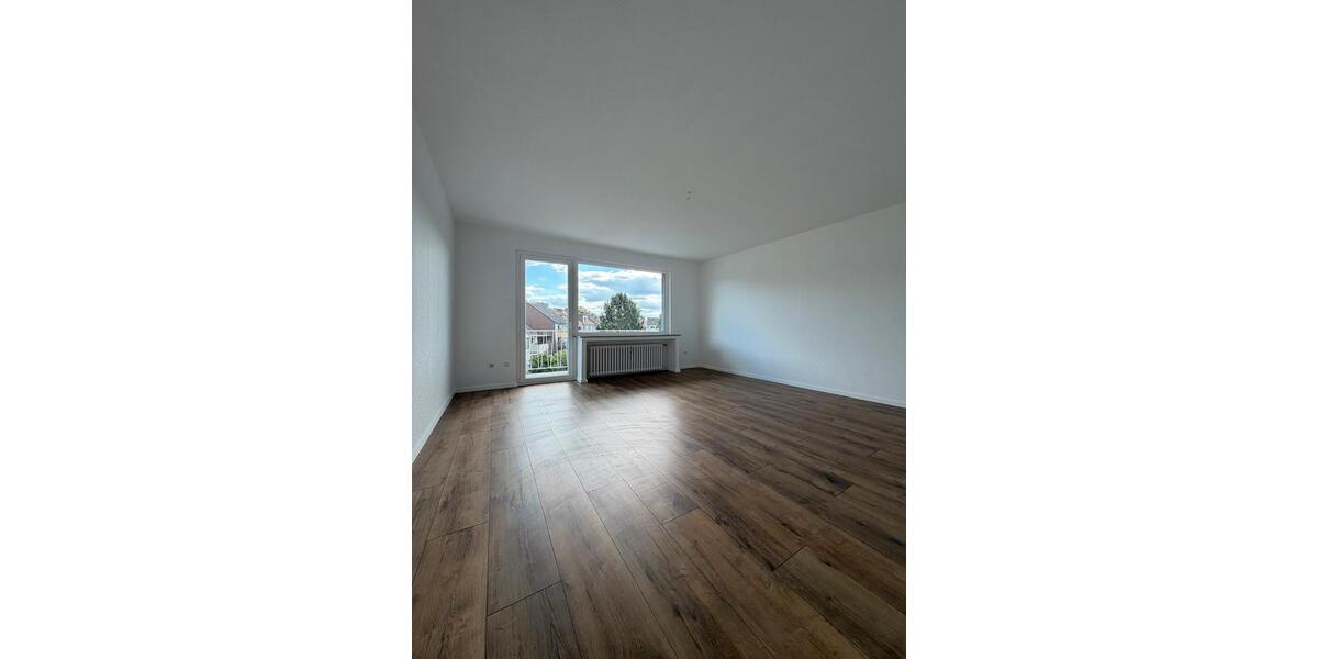 Etagenwohnung Duisburg Mittelmeiderich - 3 Zimmer, 85 m&sup2;, 1.100&euro; | Angebot:27555220