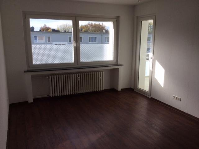 Etagenwohnung Moers - 3 Zimmer, 74 m&sup2;, 749&euro; | Angebot:24941245