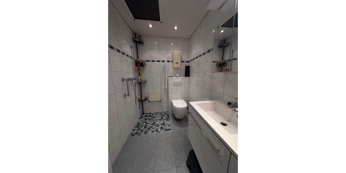 Reihenmittelhaus Remscheid Lennep - 6 Zimmer, 113 m&sup2;, 415.000&euro; | Angebot:25692782