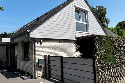 Haus Monheim am Rhein - 7 Zimmer, 200 m&sup2;, 695.000&euro; | Angebot:21409535