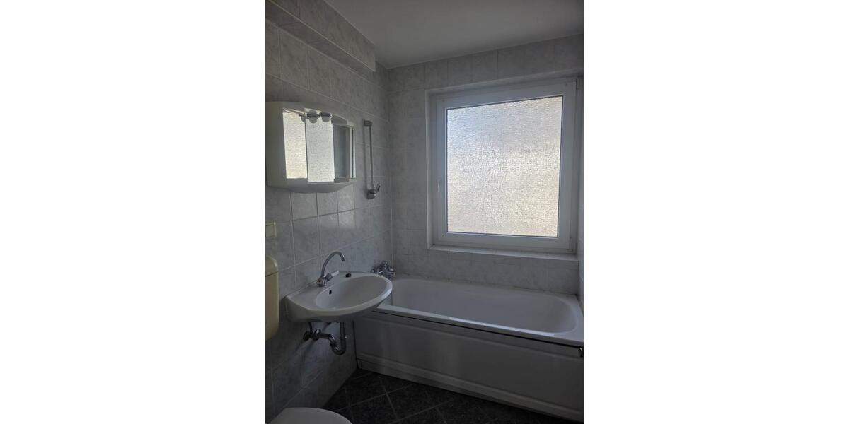 Etagenwohnung Remscheid Reinshagen - 3 Zimmer, 67 m&sup2;, 689&euro; | Angebot:25934341