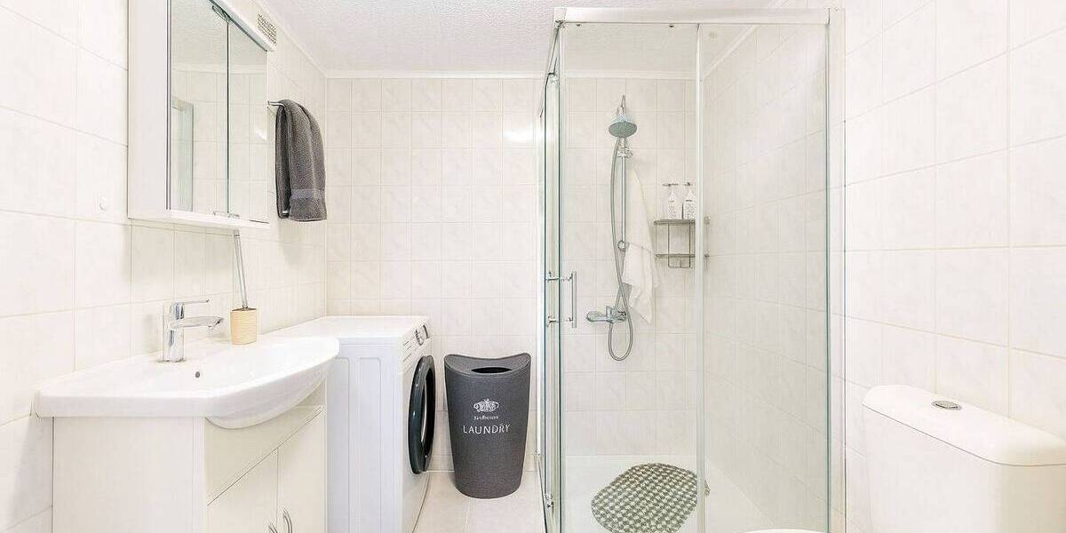 Etagenwohnung Düsseldorf Pempelfort - 2 Zimmer, 61 m&sup2;, 289.000&euro; | Angebot:25997537