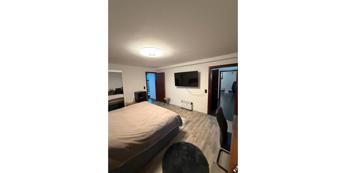 Etagenwohnung Moers Rheinkamp - 4 Zimmer, 120 m&sup2;, 1.300&euro; | Angebot:26424047