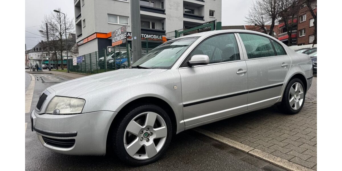 Skoda Superb 196.263 km 5.990 &euro; Gelsenkirchen 45899
