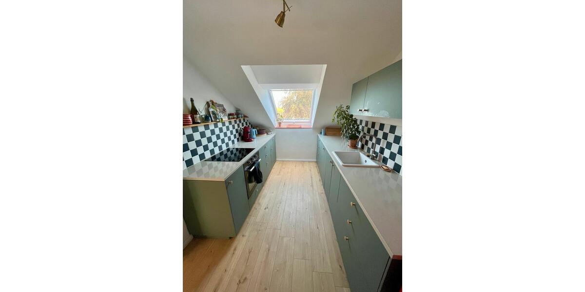 Dachgeschoßwohnung Krefeld Gellep-Stratum - 2.5 Zimmer, 60 m&sup2;, 168.000&euro; | Angebot:27197687