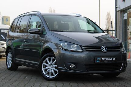 VW Touran 156.658 km 11.999 &euro; Düsseldorf 40625