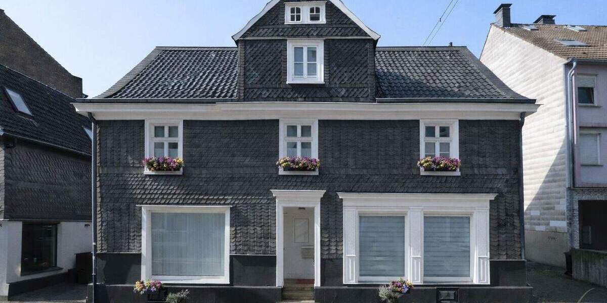 Mehrfamilienhaus, Wohnhaus Solingen Wald - 8 Zimmer, 140 m&sup2;, 299.000&euro; | Angebot:25836206