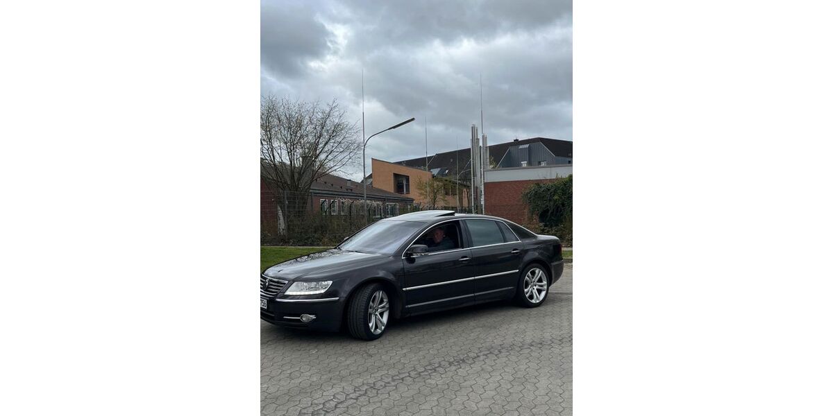 VW Phaeton 274.750 km 4.888 &euro; Düsseldorf 40595