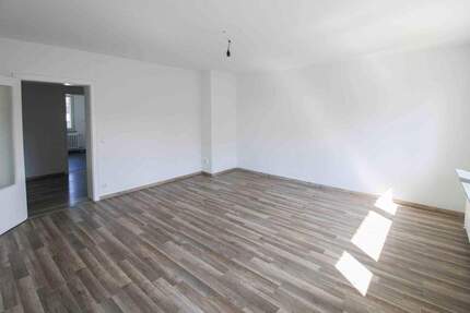 Wohnung Duisburg Rumeln-Kaldenhausen - 3 Zimmer, 74 m&sup2;, 165.000&euro; | Angebot:25705132