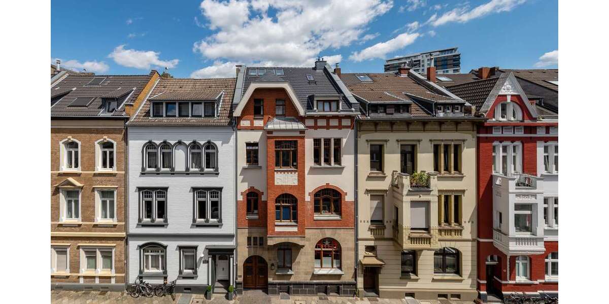 Einfamilienhaus Düsseldorf - Pempelfort Pempelfort - 11 Zimmer, 271 m&sup2;, 2.480.000&euro; | Angebot:23835788