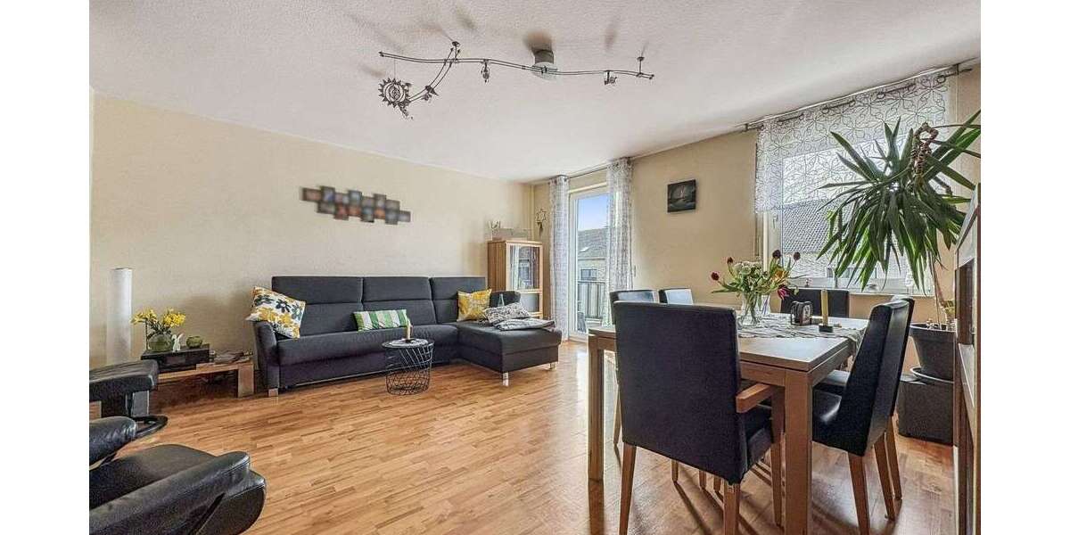 Etagenwohnung Duisburg Duisburg-Mitte - 3 Zimmer, 95 m&sup2;, 219.000&euro; | Angebot:25715968